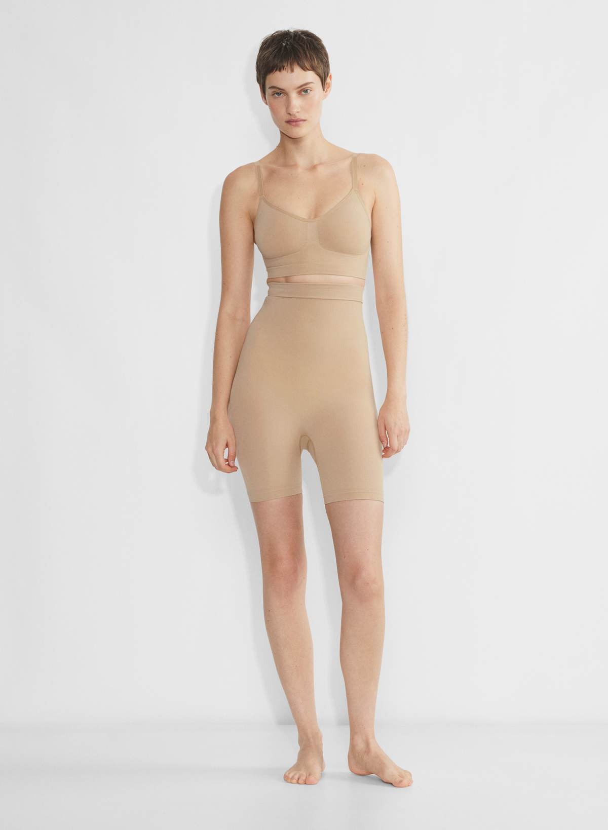 ShapeEnhance Seamless Short