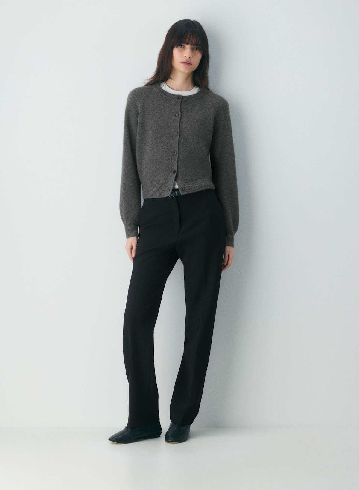 Essential Wool Cashmere London Cardigan - Image 3