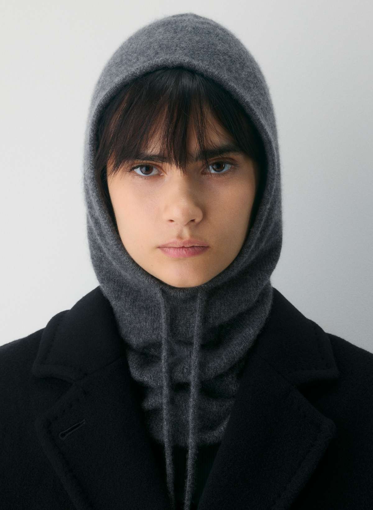 Cashmere Curio Hood - Image 3