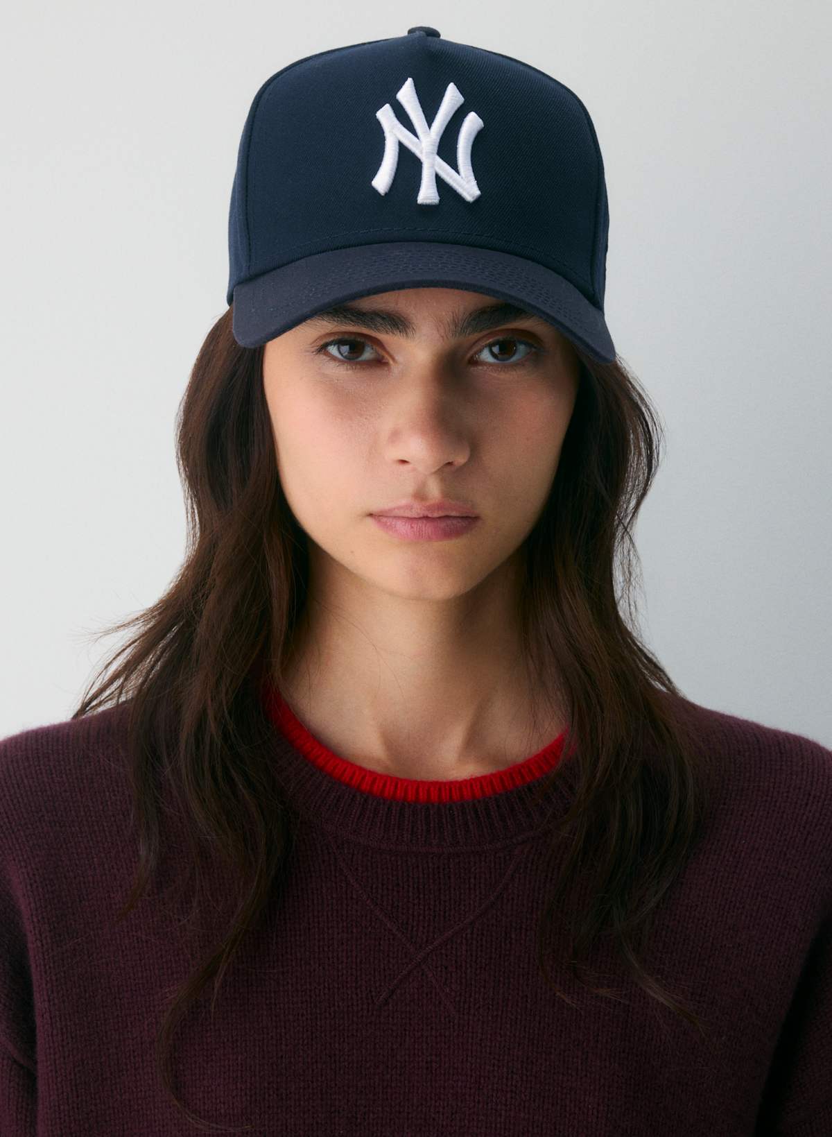 New Era New York Yankees 9FORTY A-Frame Hat - Image 2
