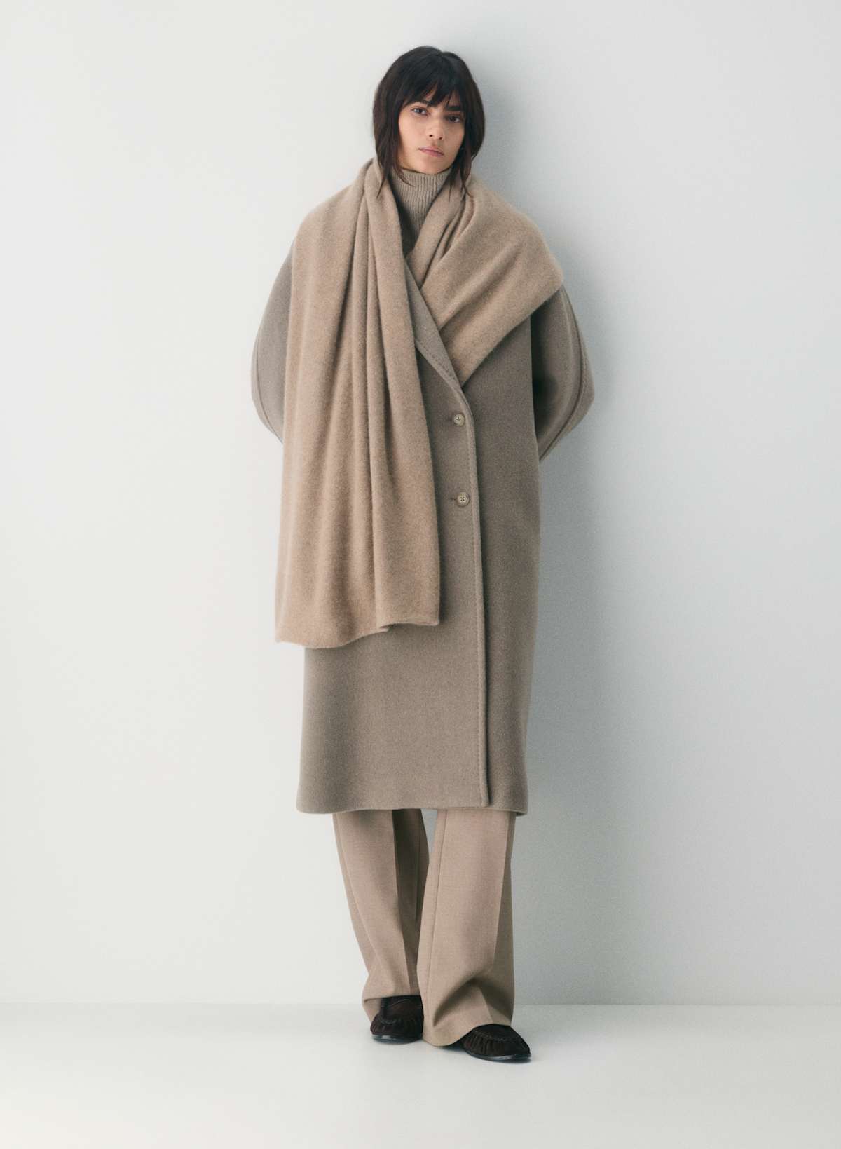 Essential Cashmere Blanket Scarf - Image 2