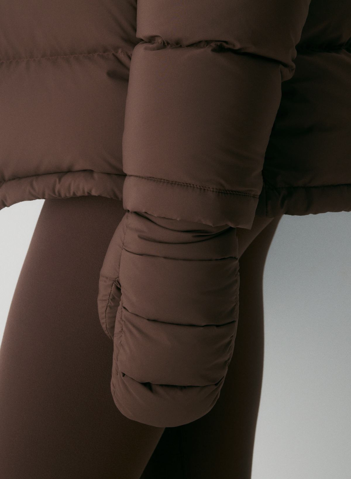 The Super Puff Pro Mitten - cliMATTE - Image 3