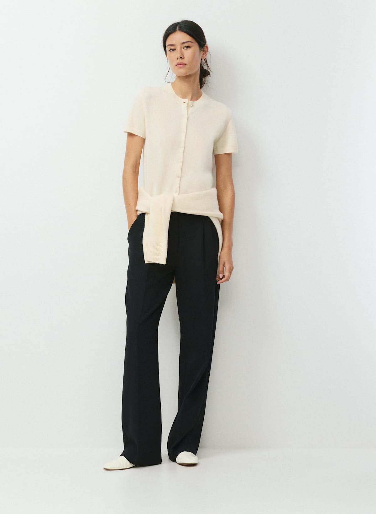 Bare Cashmere Noteworthy Shortsleeve Cardigan - Image 3