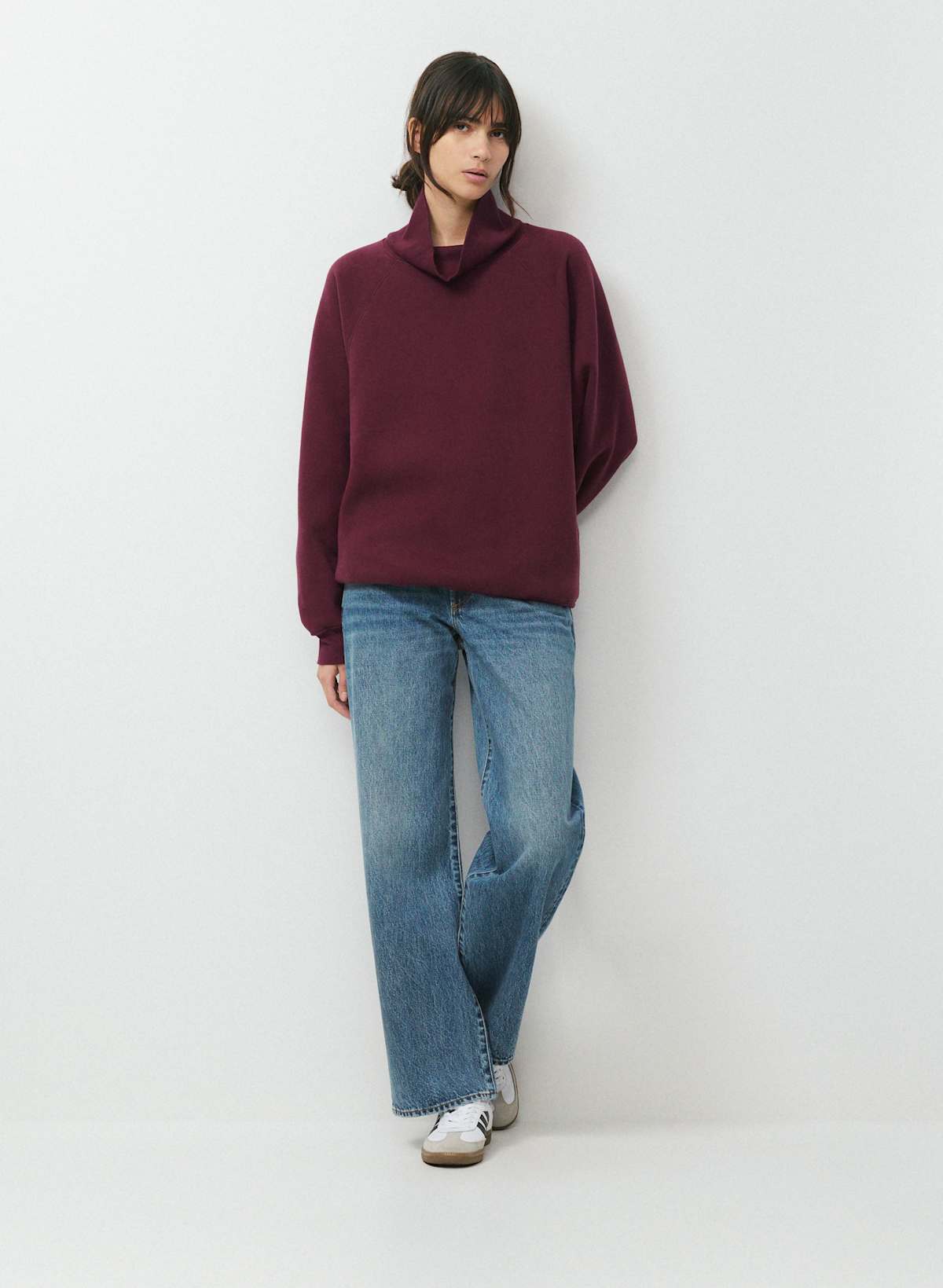 Cozy Sweatfleece Mega Raglan Funnel Neck