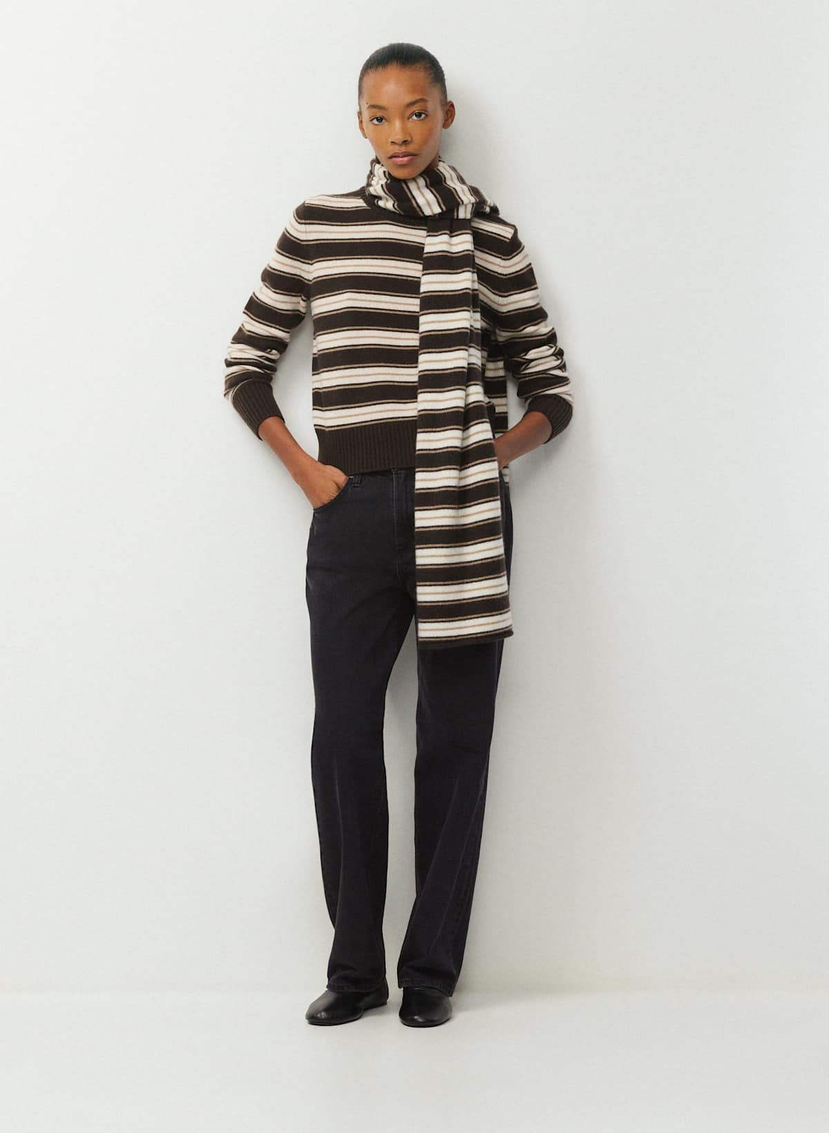 Essential Cashmere Nouveau Sweater - Image 3