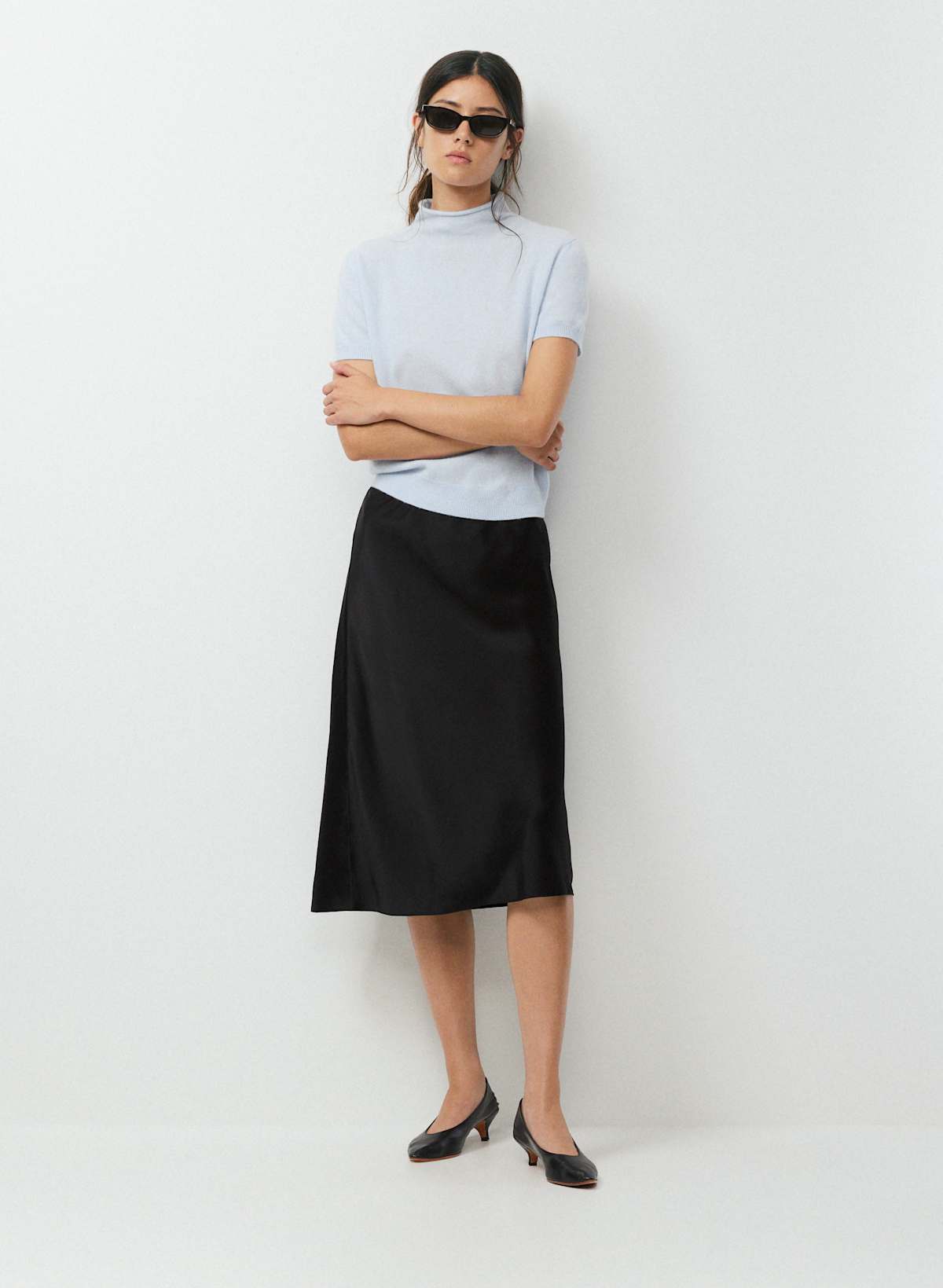 Bare Cashmere Pillar Sweater