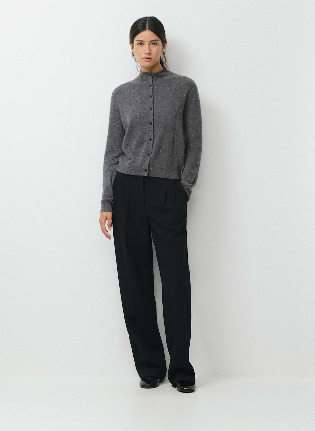 Bare Cashmere Saga Sweater