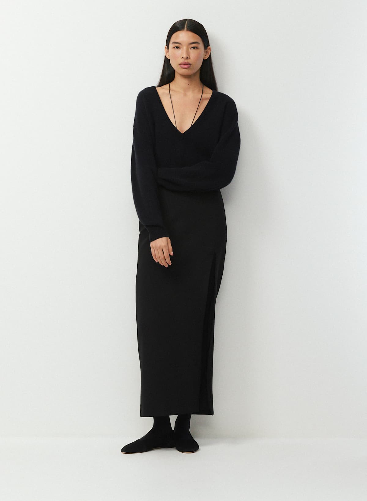 Essential Wool Cashmere Depth Sweater