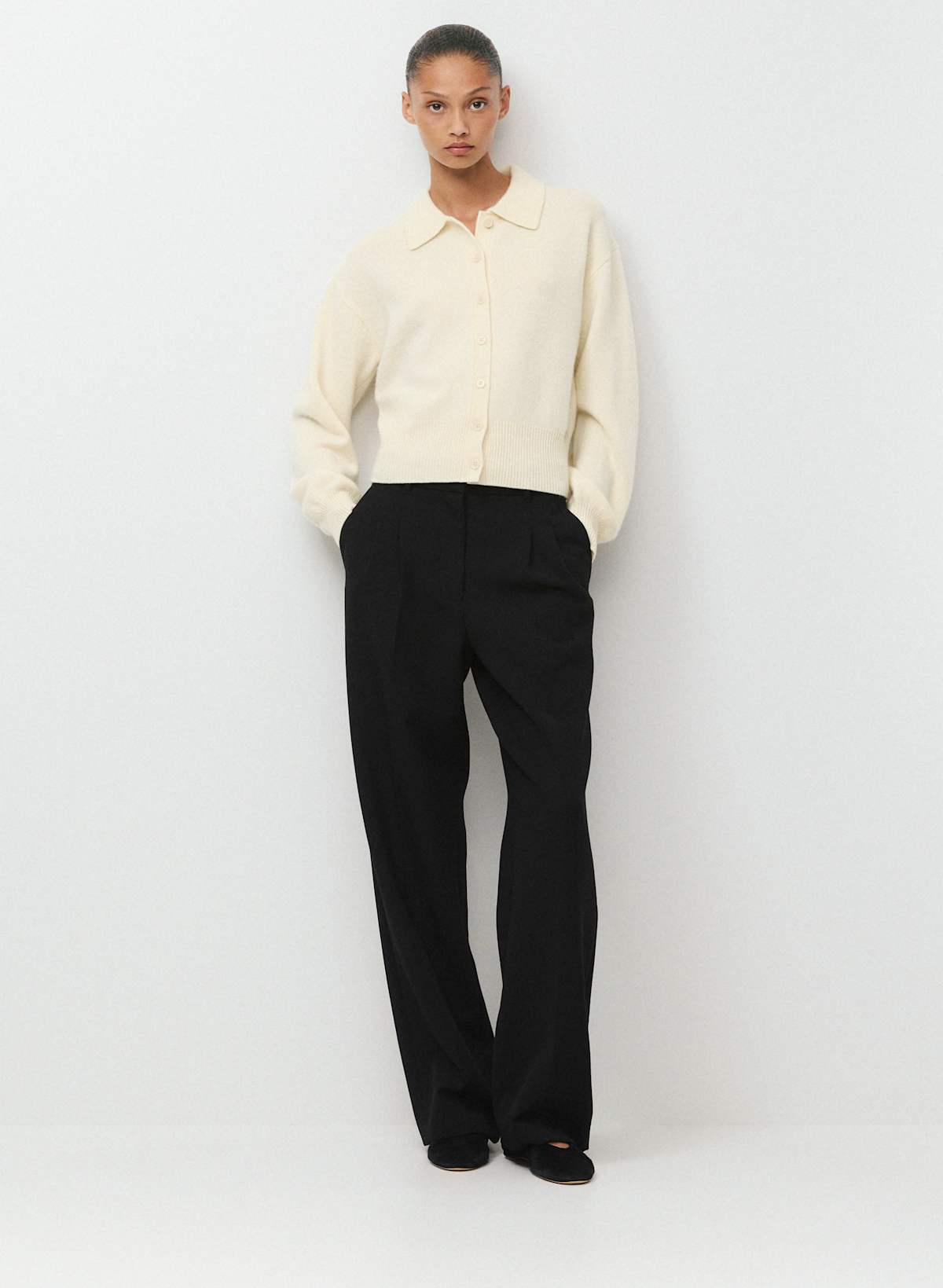 Essential Cashmere Princely Cardigan - Image 2