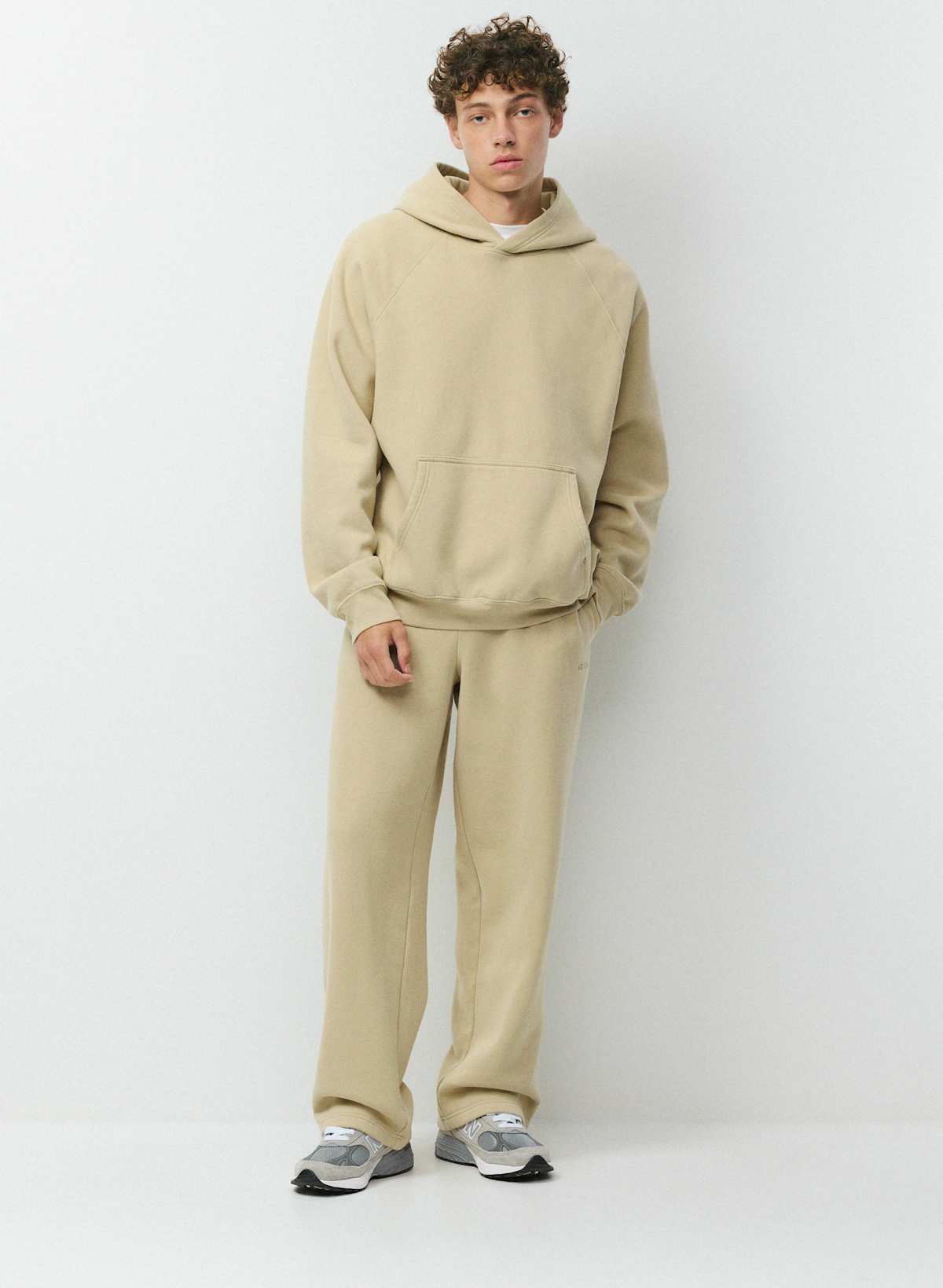 Cozy Sweatfleece Mega Raglan Hoodie Men’s
