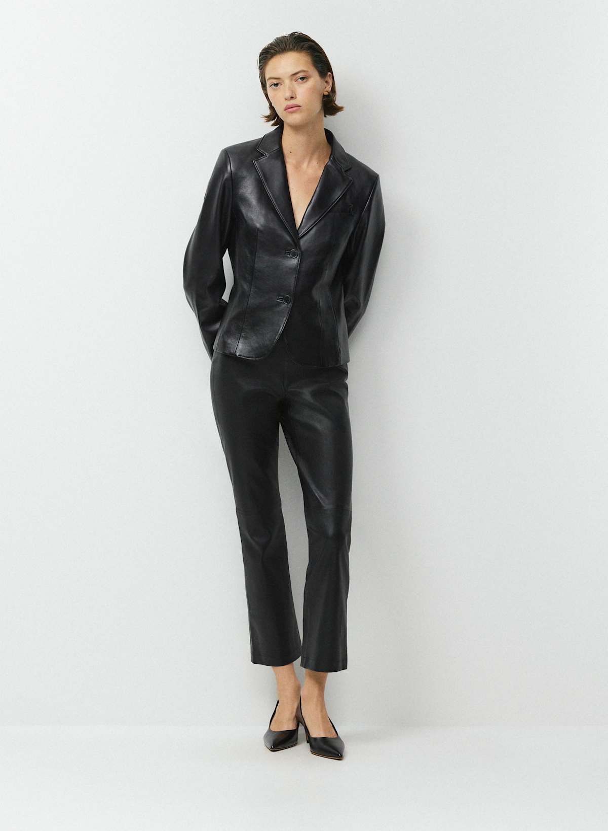 Gillian Blazer - Leather