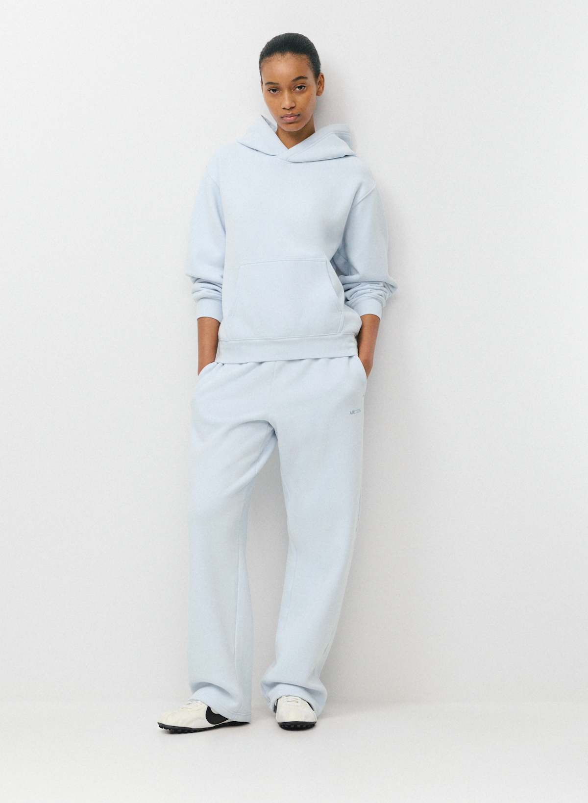 Cozy Sweatfleece Mega Straight Sweatpant