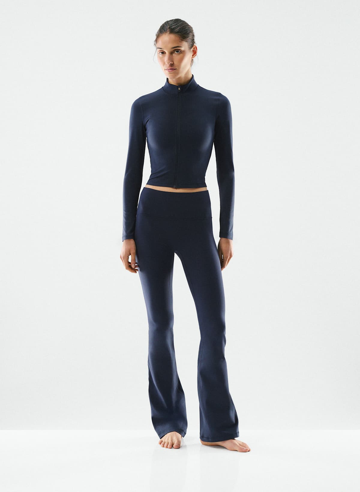 BUTTER Cheeky Infinite Hi Flare 32" Legging - Image 3