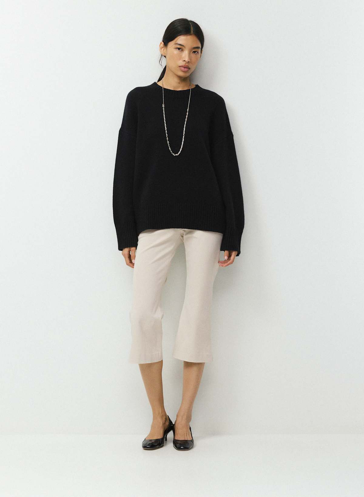 Carmen Capri - Image 3