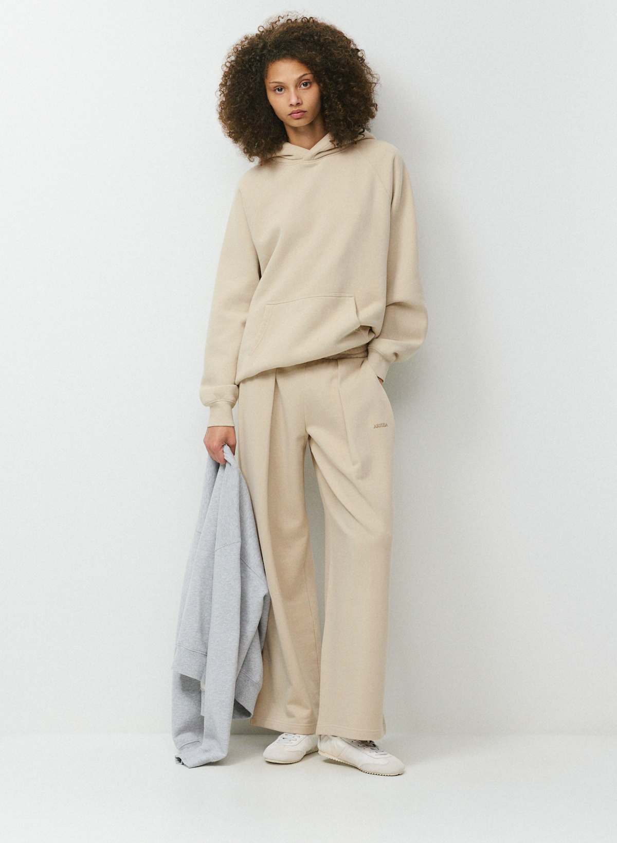 Terry Sweatfleece Mega Pleated Sweatpant