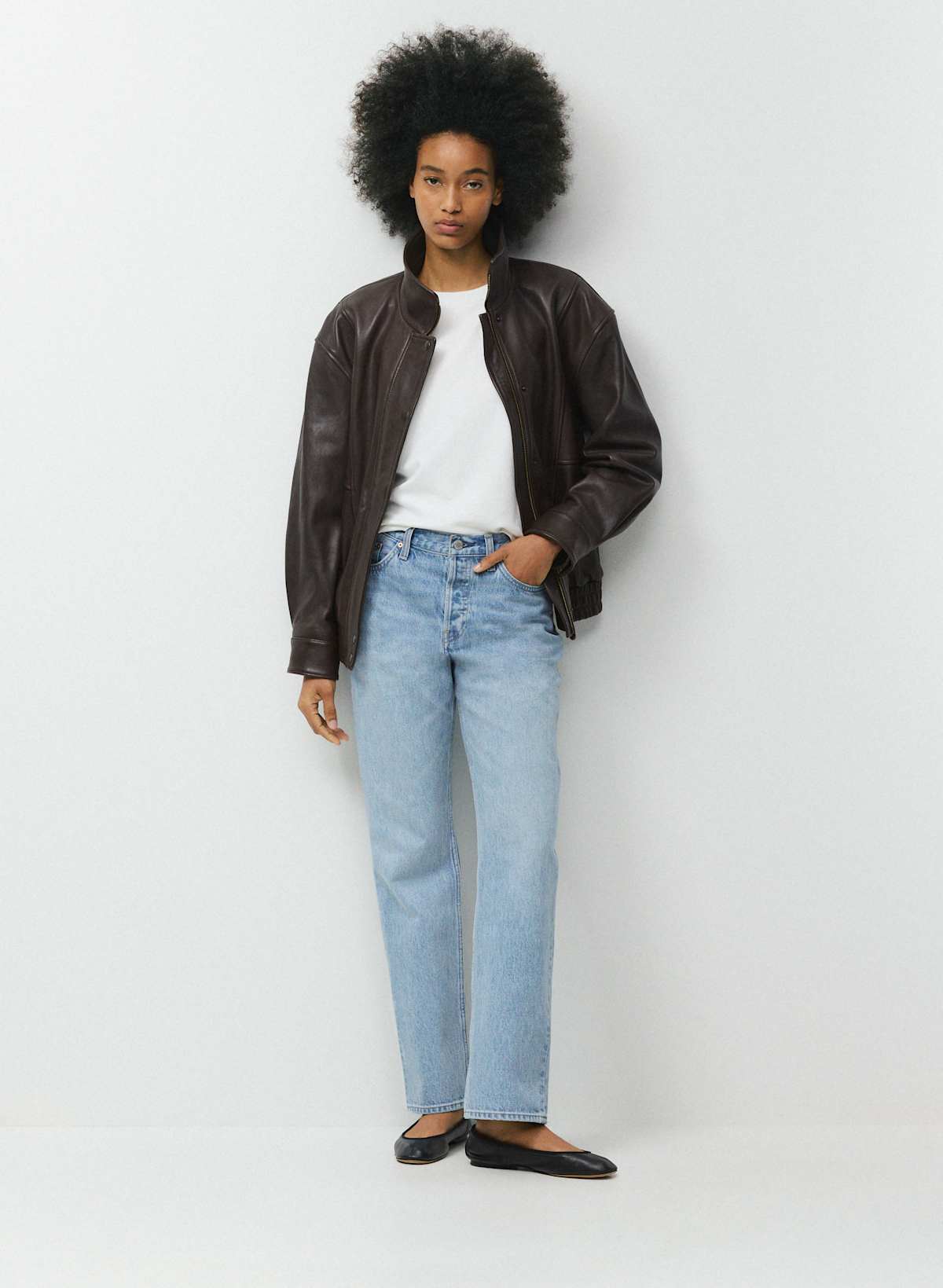 Denim Forum 004 Hi-Rise Straight Jean - Image 3