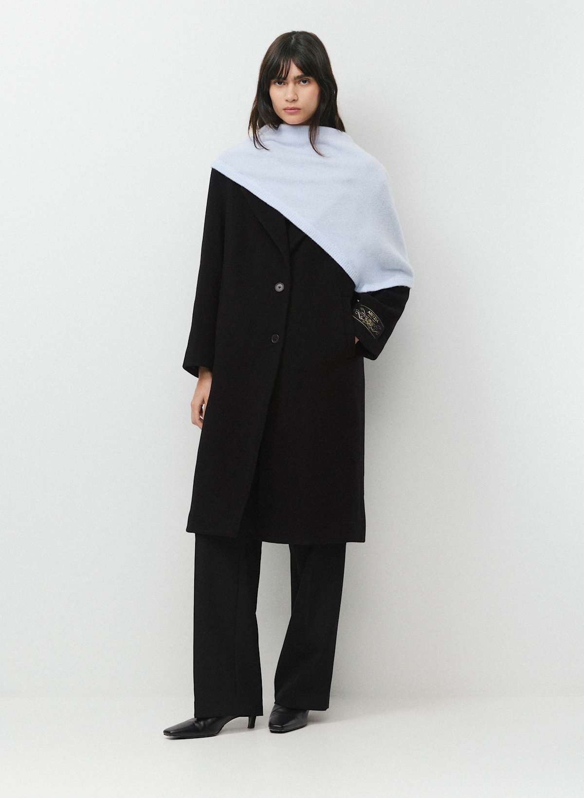Essential Cashmere Key Medium Scarf