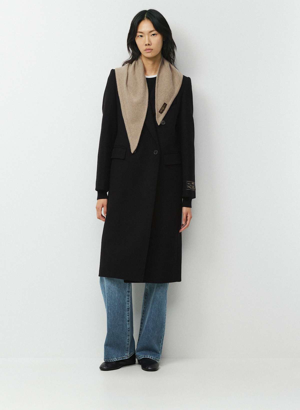 Essential Cashmere Key Small Triangle Scarf - Image 2