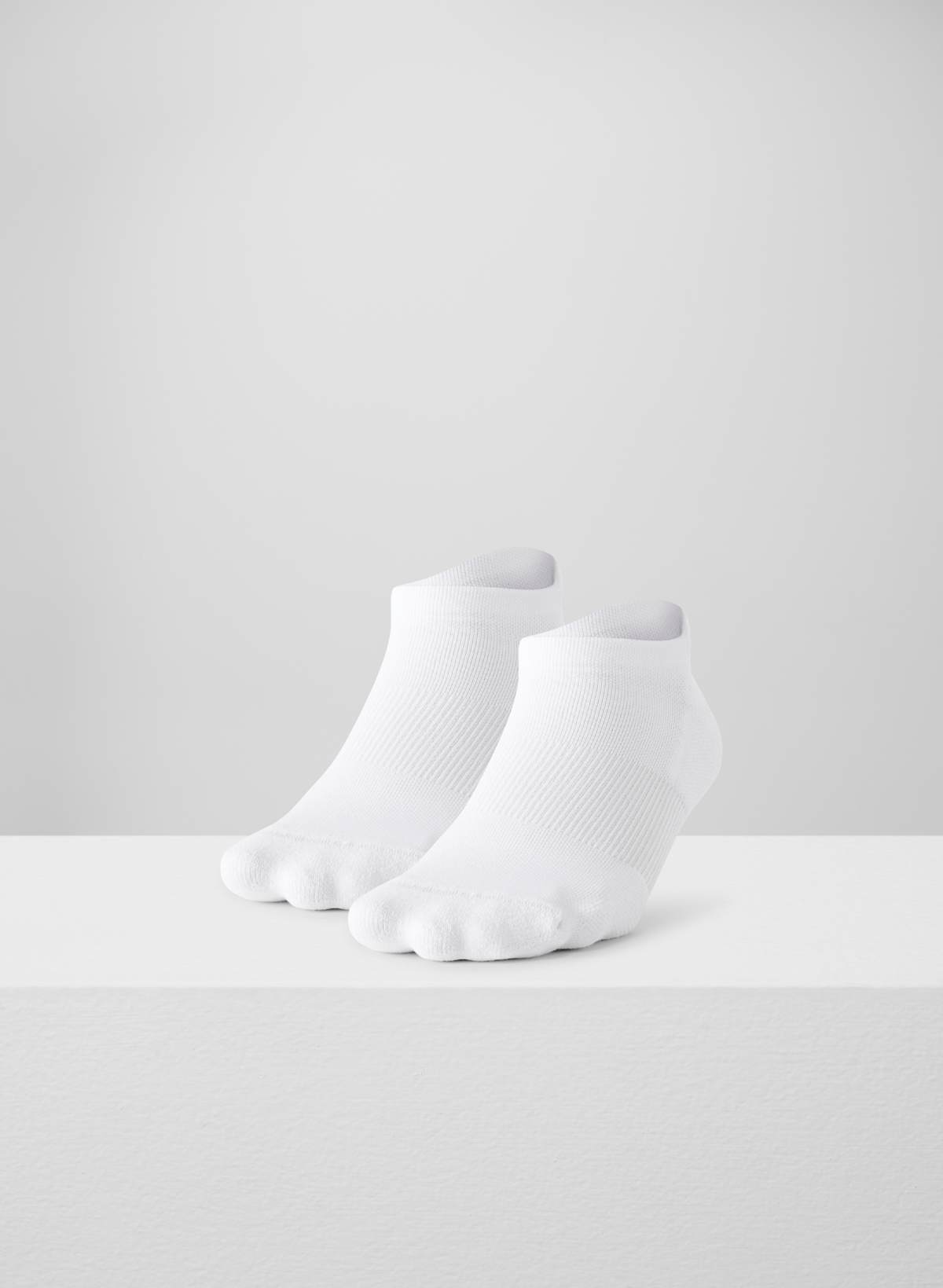 SoftSet Velocity Tab Lo-Ankle Sock 2-Pack - Image 3