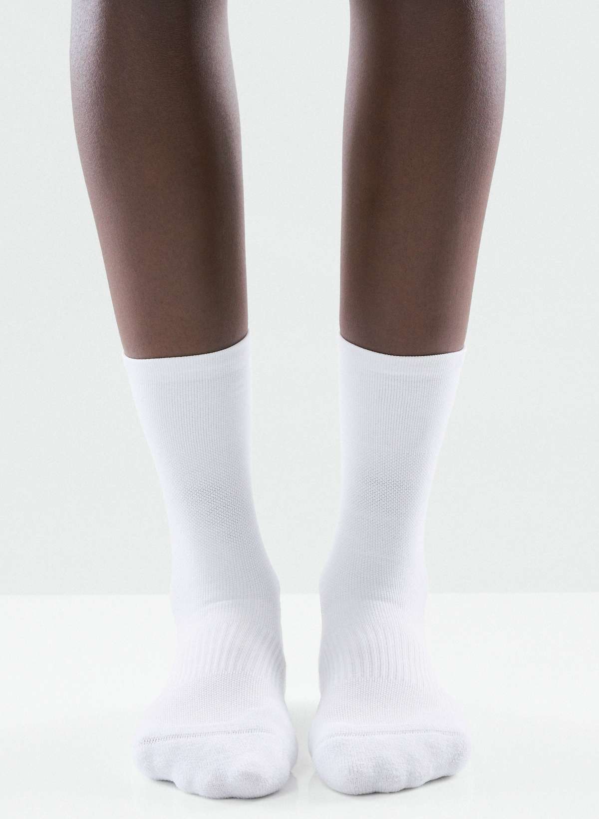 SoftSet Studio Grip Crew Sock 2-Pack - Image 2