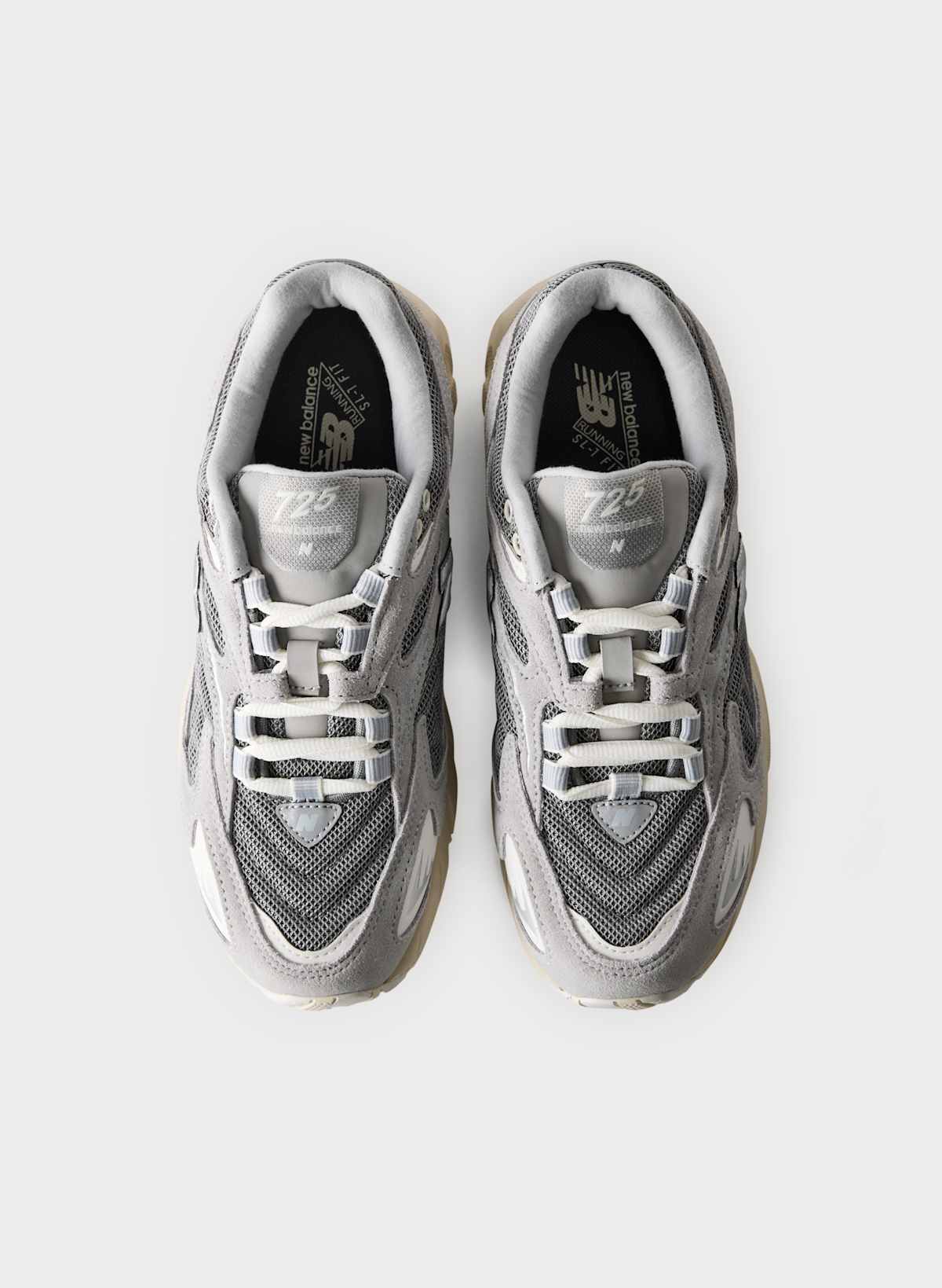 New Balance 725 - Image 2
