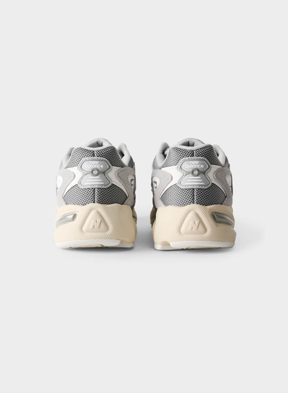 New Balance 725 - Image 3
