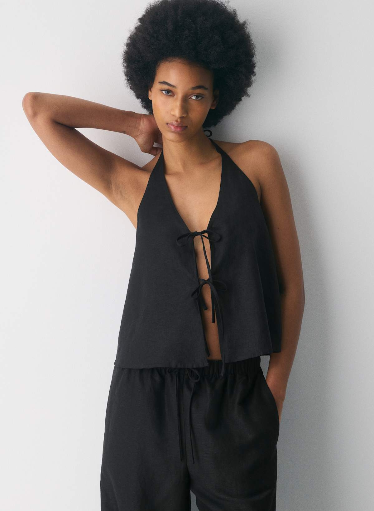 Rove Linen Halter Top - Image 3