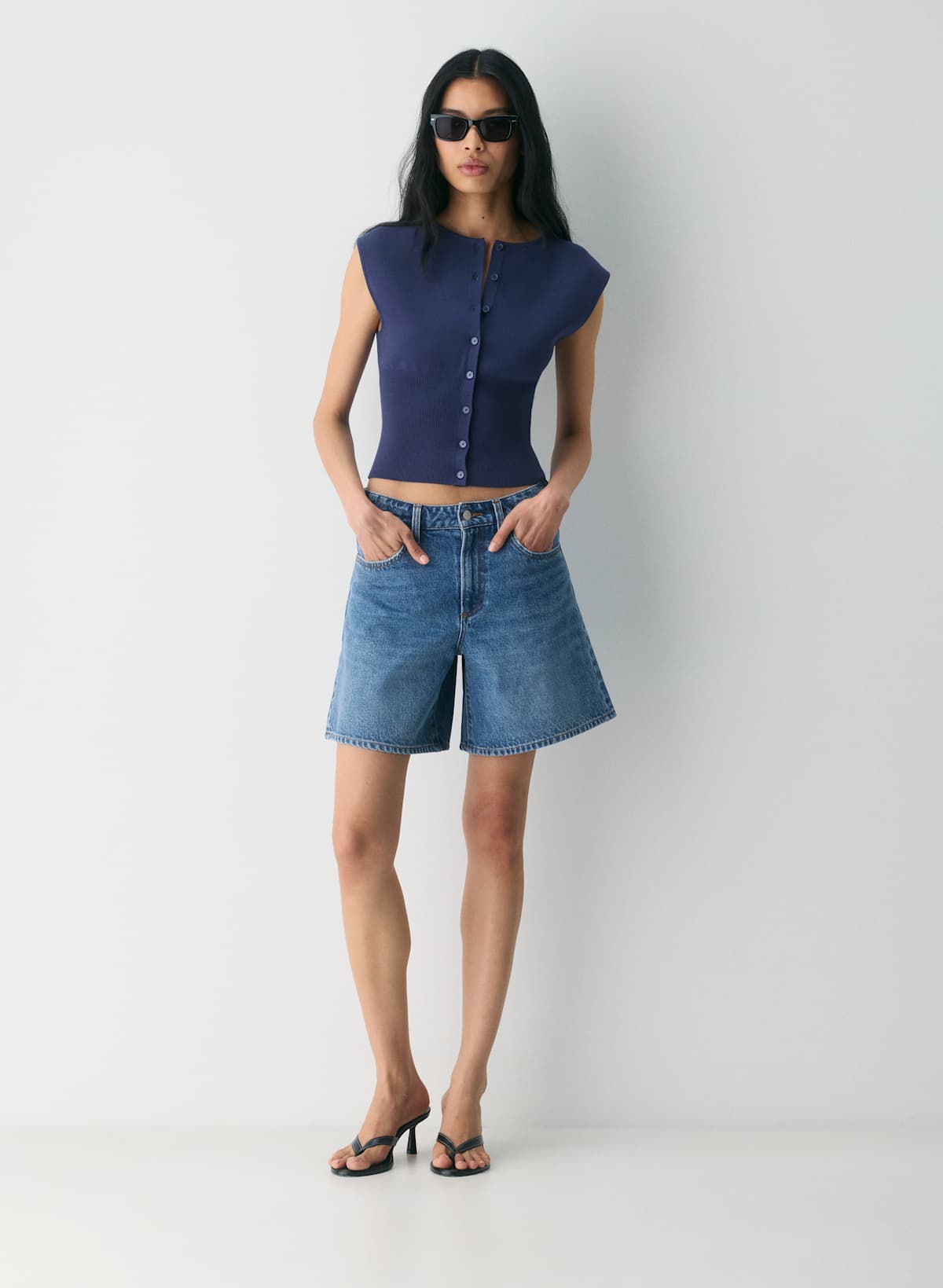 Golightly Sleeveless Cardigan - Wonder Yarn