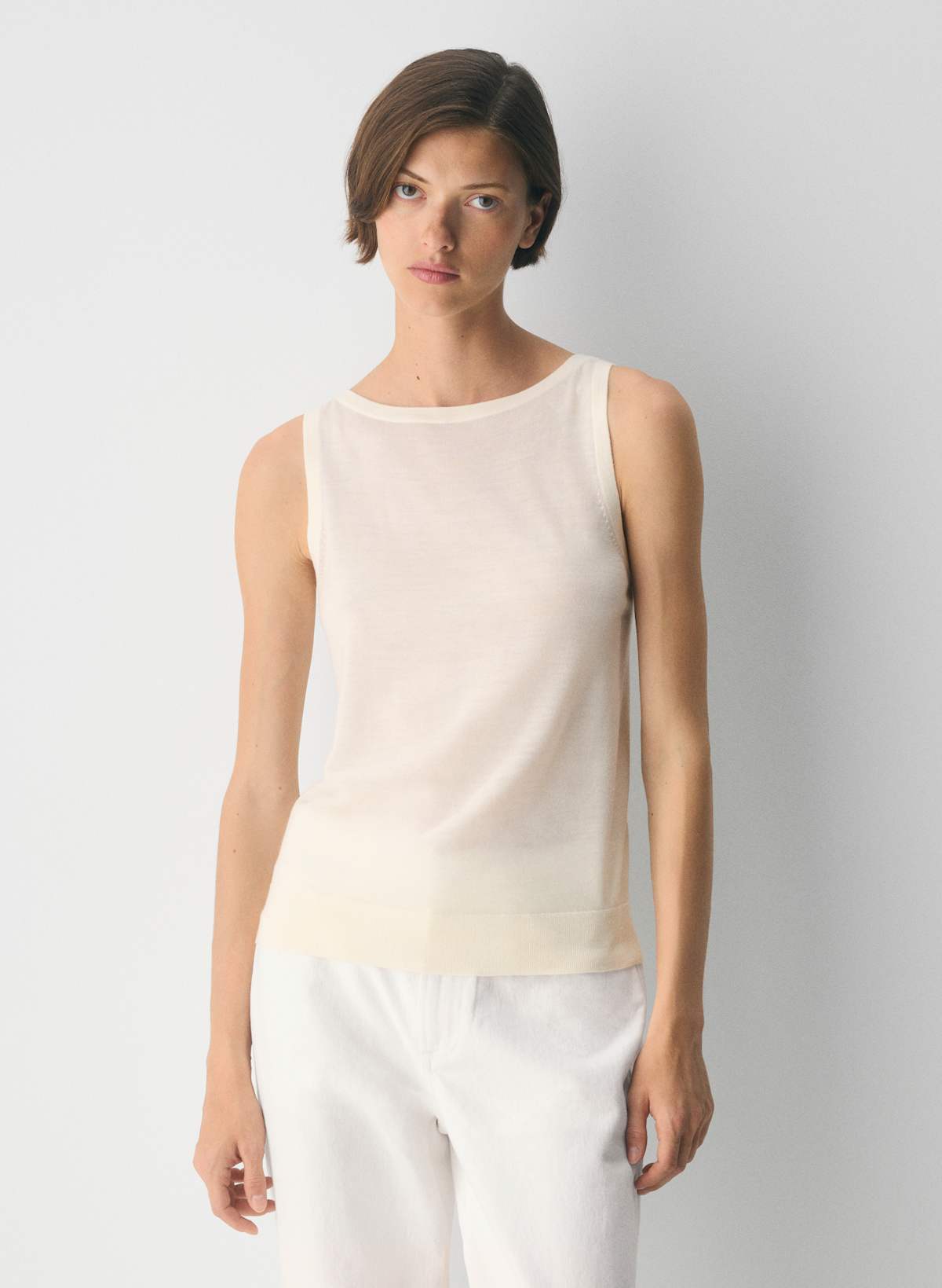 Fine Merino Wool Pasture Sweater Vest - Image 3