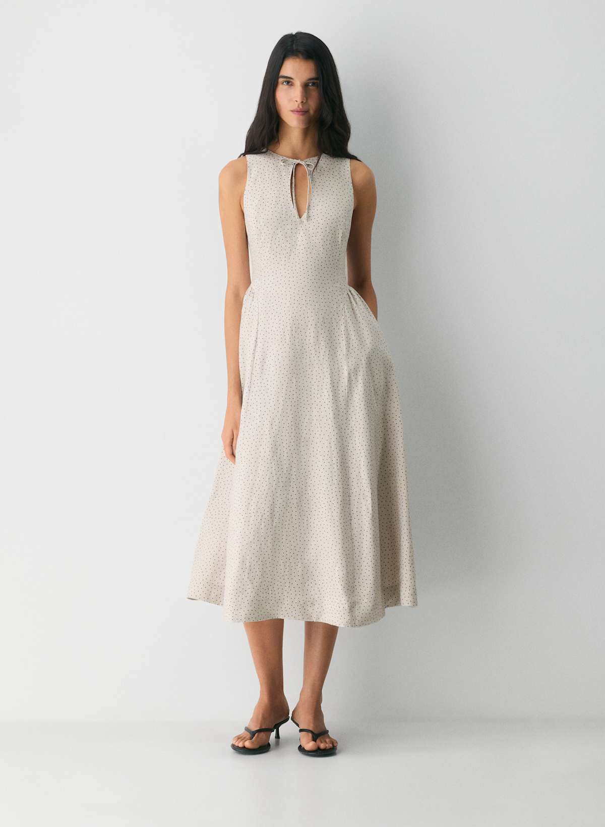 Countess Linen Dress - Image 3