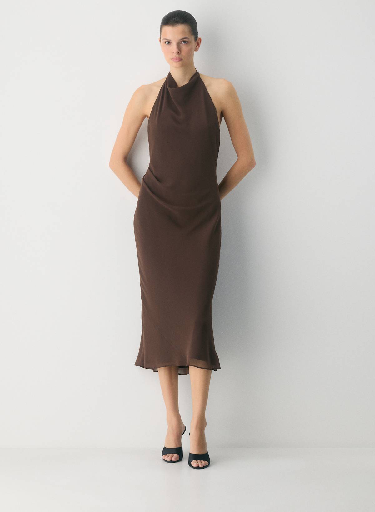 Fête Chiffon Audience Halter Dress