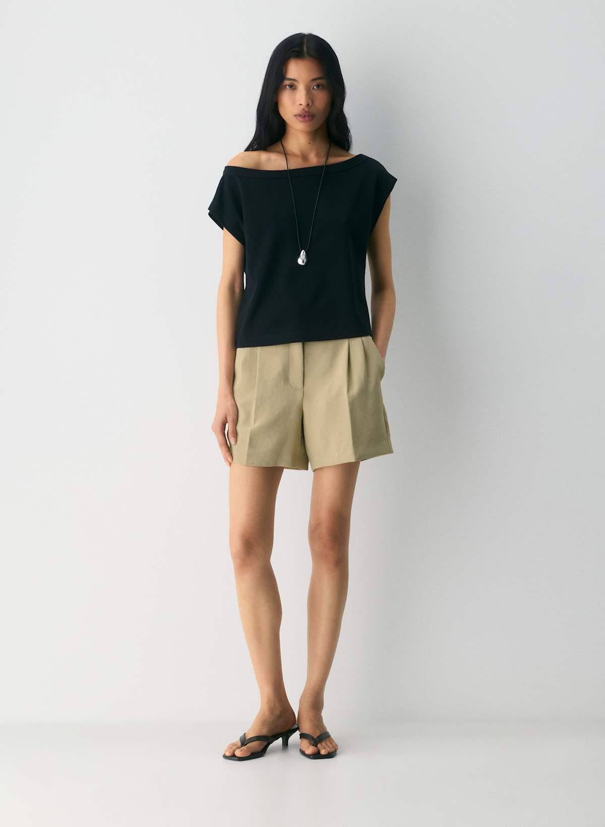 The Effortless Short Mid-Thigh - Crepette - Image 3