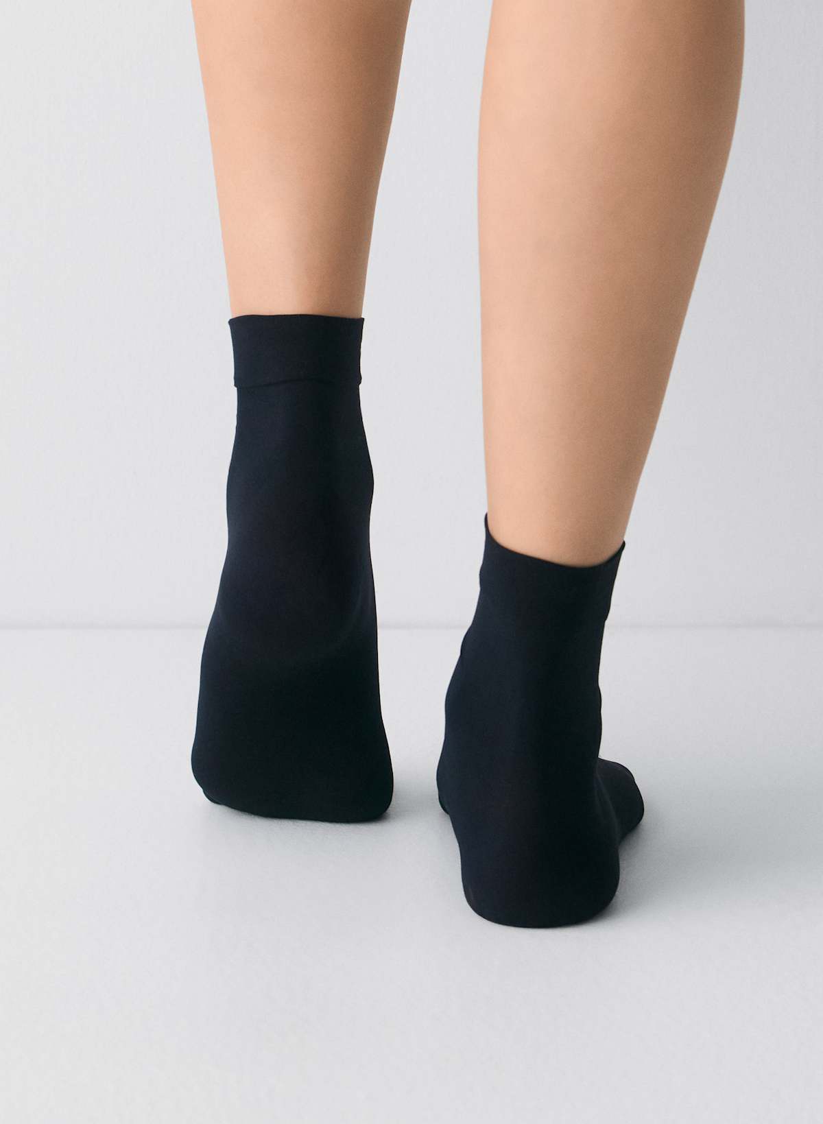 Dainty Semi-Sheer Ankle Sock 3-Pack - Image 3